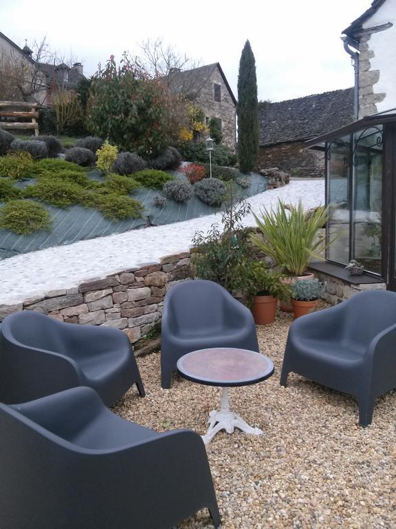 Les Hôtes du Lac, Chambres et tables d'hôtes Mandailles  Extérieur photo