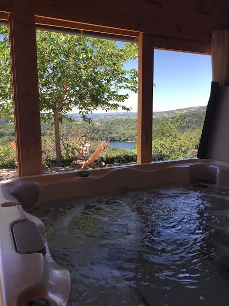 Les Hôtes du Lac, Chambres et tables d'hôtes Mandailles  Extérieur photo